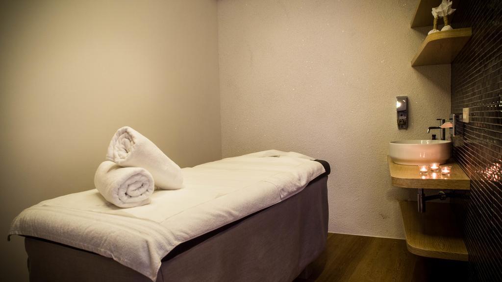 Hotel Villa Margaret Малинска Екстериор снимка
