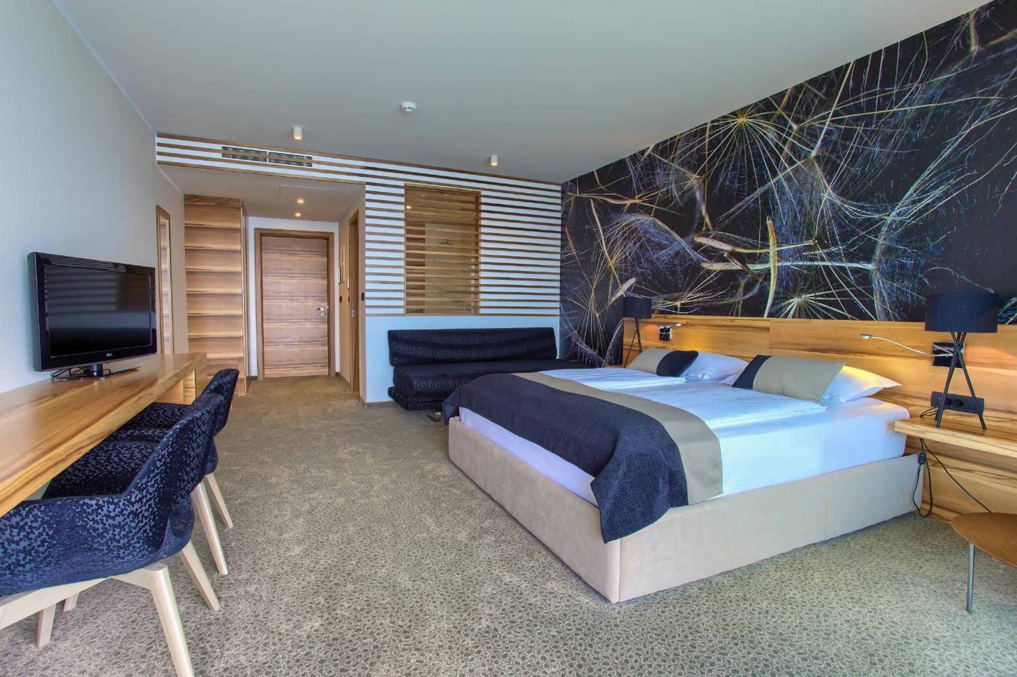 Hotel Villa Margaret Малинска Екстериор снимка