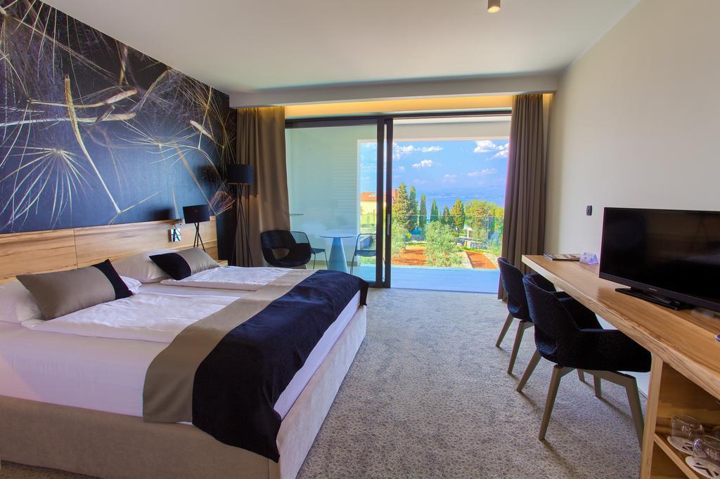 Hotel Villa Margaret Малинска Екстериор снимка