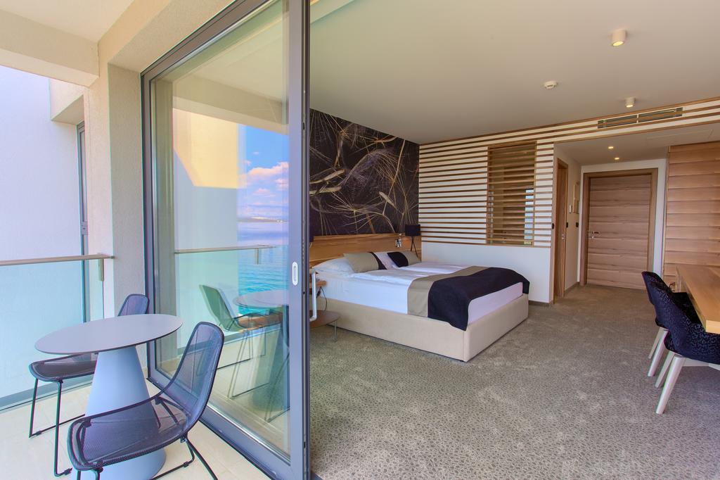 Hotel Villa Margaret Малинска Екстериор снимка
