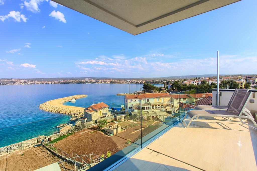 Hotel Villa Margaret Малинска Екстериор снимка