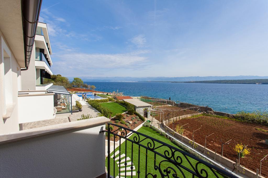 Hotel Villa Margaret Малинска Екстериор снимка