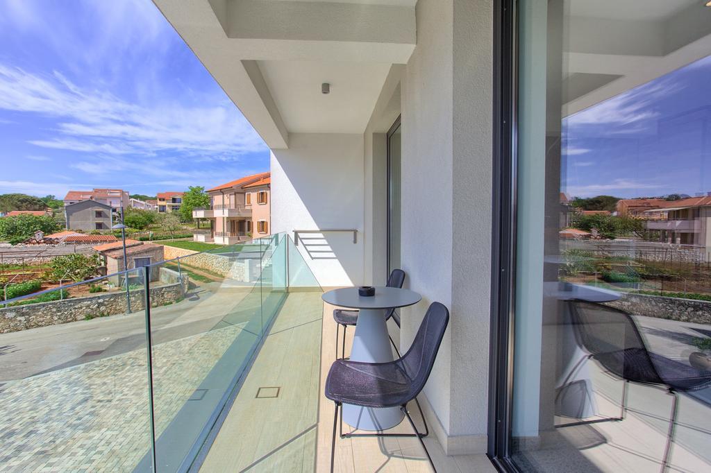 Hotel Villa Margaret Малинска Екстериор снимка