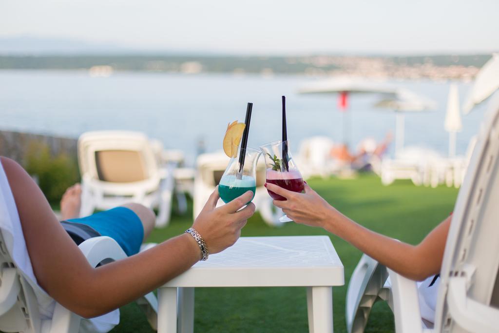 Hotel Villa Margaret Малинска Екстериор снимка